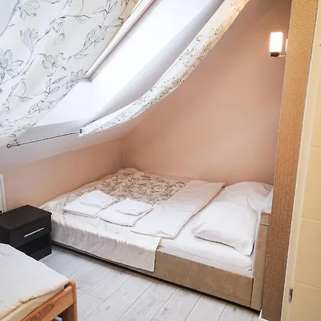 Dom Weselny Pod Kasztanem