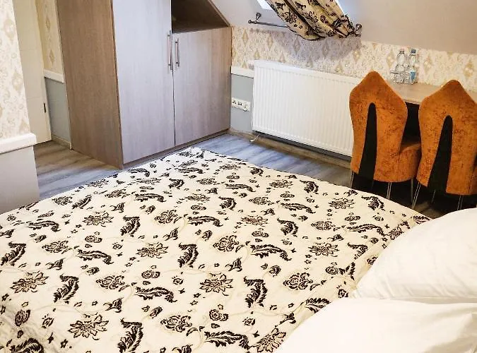 Hotel Dom Weselny Pod Kasztanem Luban (Luban)