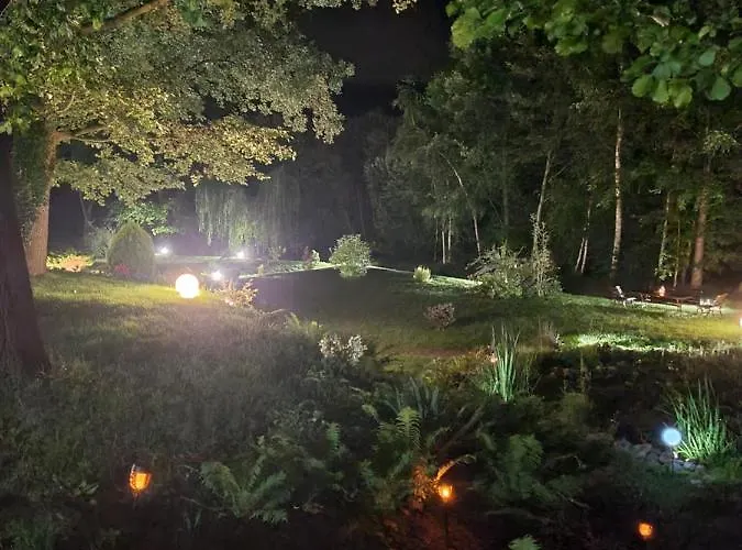 Dom Weselny Pod Kasztanem *